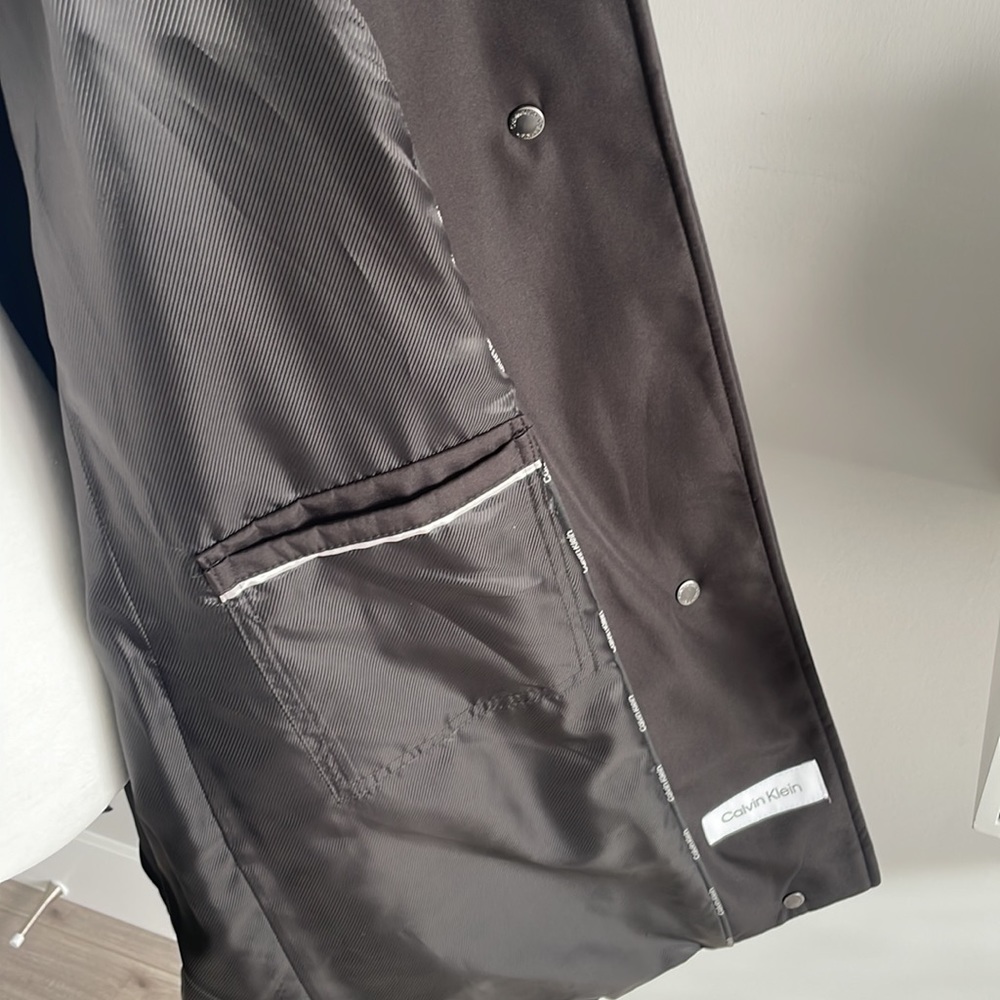 NEW Calvin Klein Softshell Jacket ๐ค - Picture 12 of 15